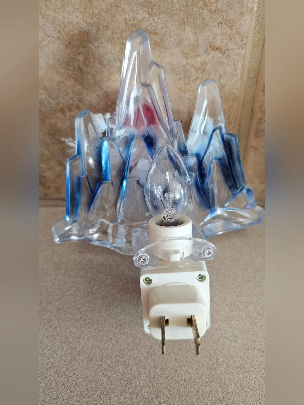 Vintage Acrylic Penguin Night Light Christmas Winter Ice Berg Snowflake Decor MC